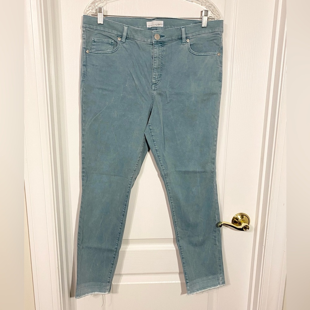 LOFT Made and Loved High Waist Modern Skinny Crop Jeans Aqua Size 31 / 12